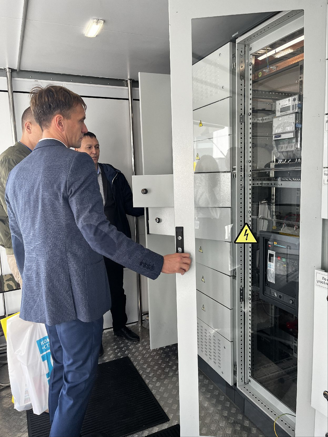 Сотрудники завода посетили выставку «Город Света» в рамках форума 100+ TechnoBuild в Екатеринбурге